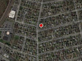 1699 Teaneck Rd, Teaneck, NJ 07666