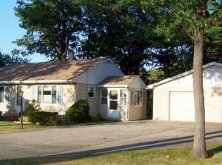 2443 Old Kawkawlin Rd, Kawkawlin, MI 48631