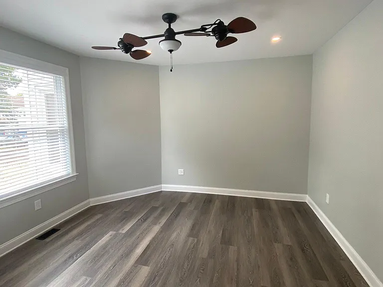410 Saint Louis Ave #B — Photo 3