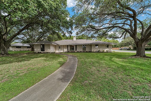 1st image of 517 Sunhaven Dr