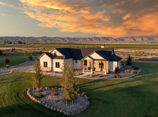 1648 Saddle Ring Ct, Loma, CO 81524