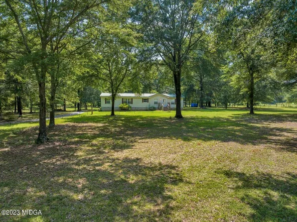299 S Steel Bridge Rd, Eatonton, GA 31024