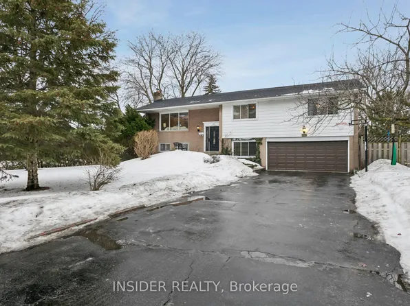 2078 Stanfield Rd, Mississauga, ON L4Y 1R5