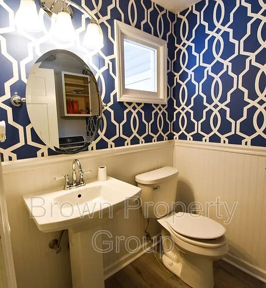 5804 Norman Pl — Photo 11