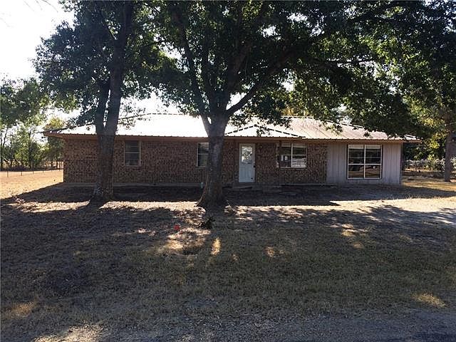1st image of 1204 Karen Ln
