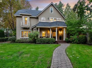 504 8th St, Lake Oswego, OR 97034