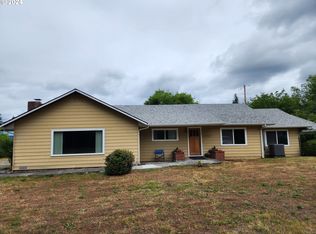 34920 S Dickey Prairie Rd, Molalla, OR 97038