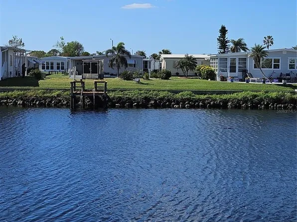 523 Tampico Dr, North Port, FL 34287