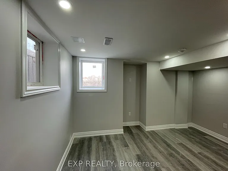 69 Gardenbrooke Trl — Photo 7