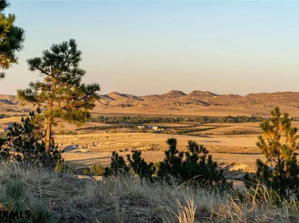 299 Buttermilk Rd, Chadron, NE 69337