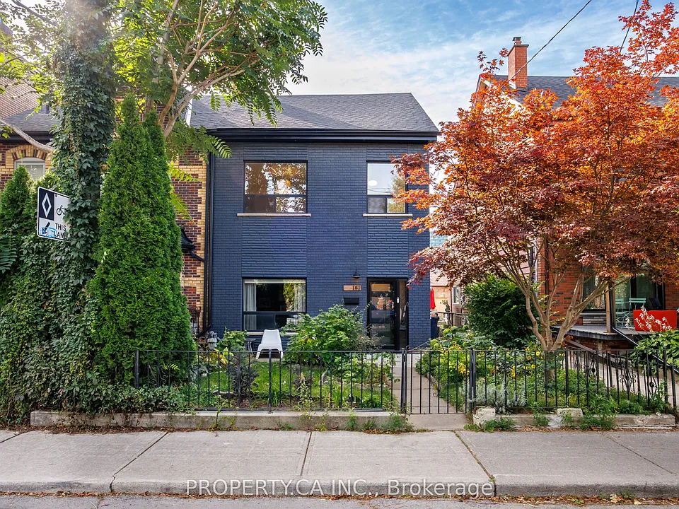 181 Argyle St #UPPER