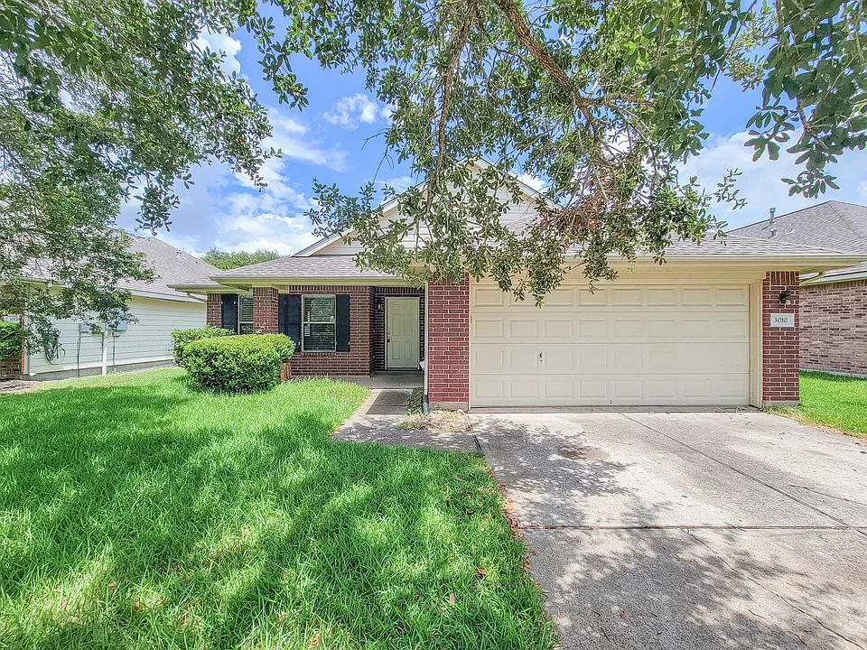 3010 Stonecross Ln