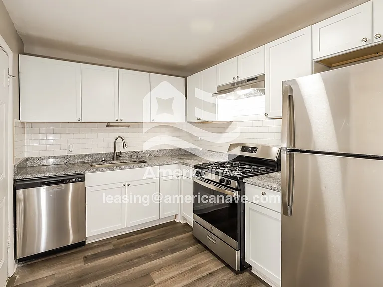 1634000_005_kitchen_14299185.jpg