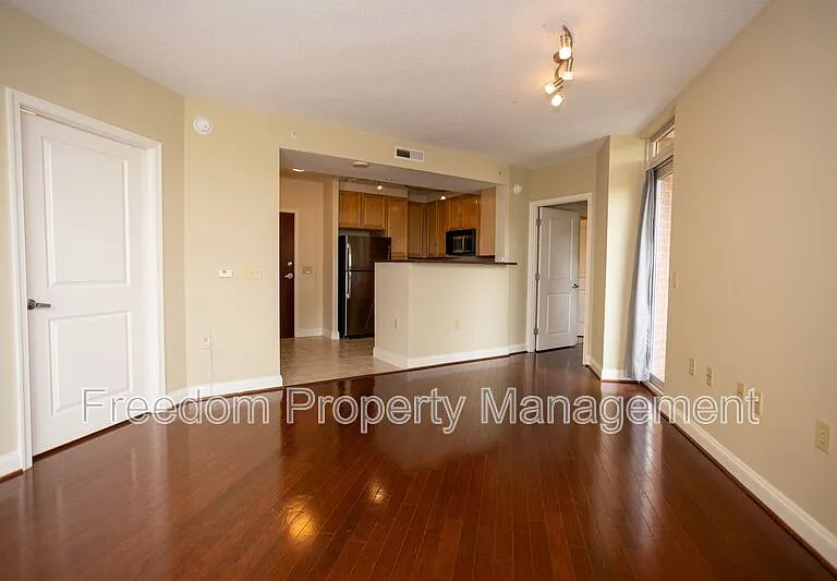 11760 Sunrise Valley Dr #514 — Photo 8