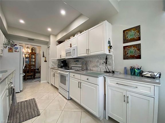 2nd image of 1455 Tiffany Ln APT 107