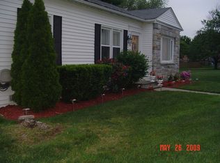 25 Homestead Rd, Cumberland, RI 02864