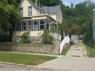 832 Prospect Ave NE, Grand Rapids, MI 49503