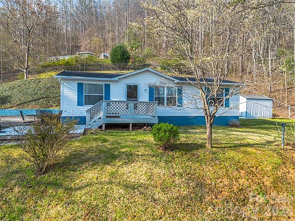 2nd image of 48 Laurel Cove Rd