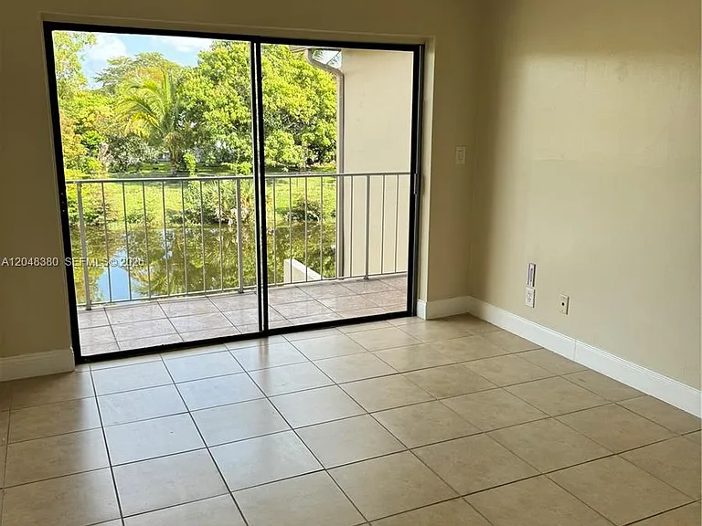 3167 Coral Springs Dr #123 — Photo 17
