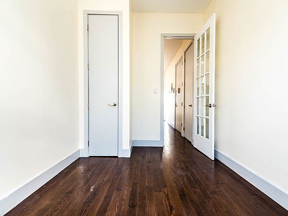 3rd image of 26 Wilson Ave #7F