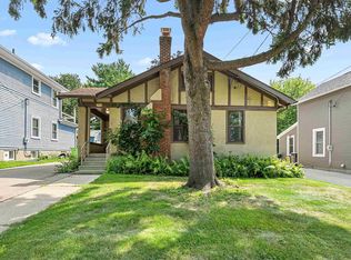 133 Walnut St, Beaver Dam, WI 53916