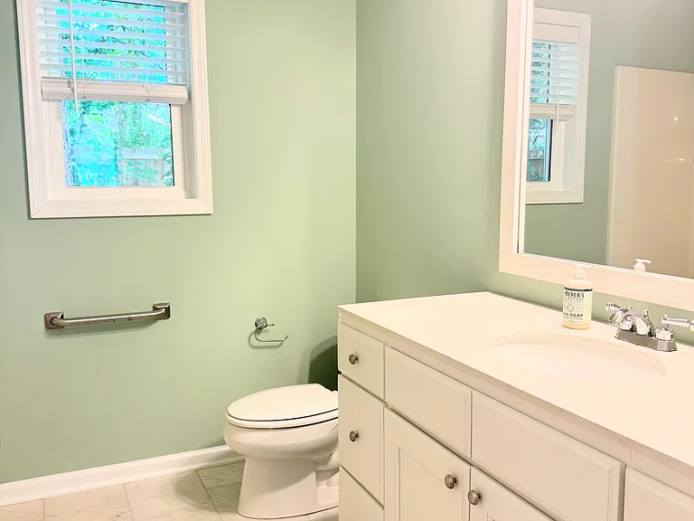 Highgrove Pl — Photo 11