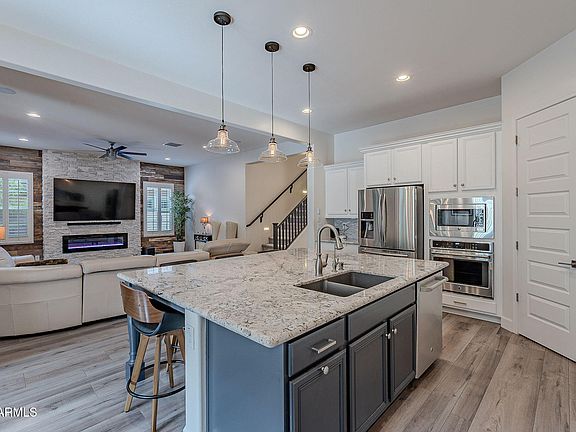 2nd image of 4513 E VISTA BONITA Drive
