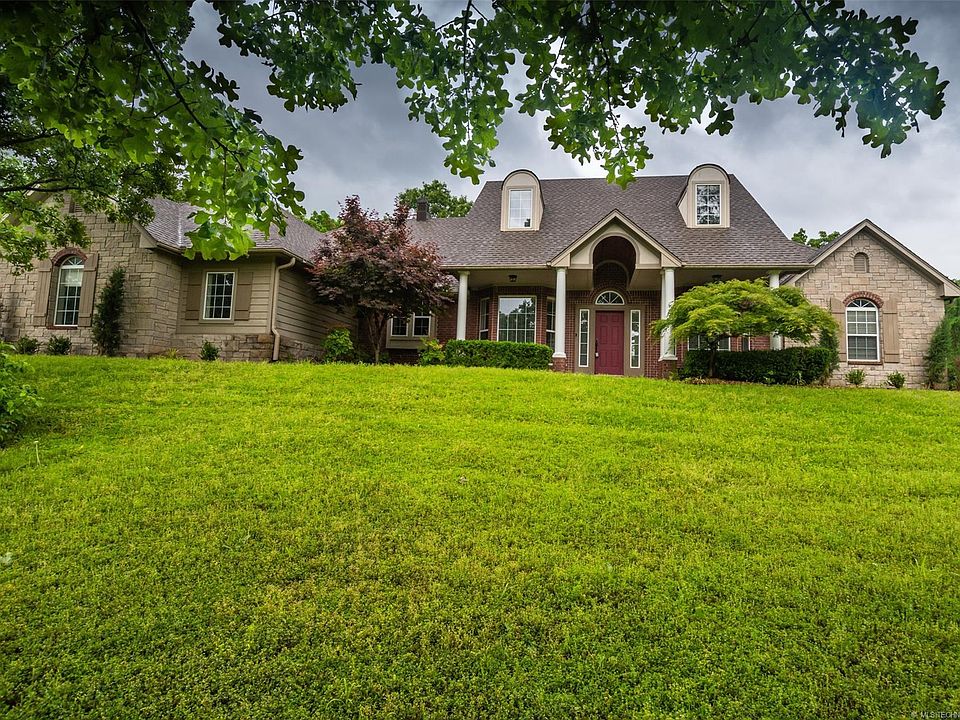 1st image of 18865 Timberlake Dr