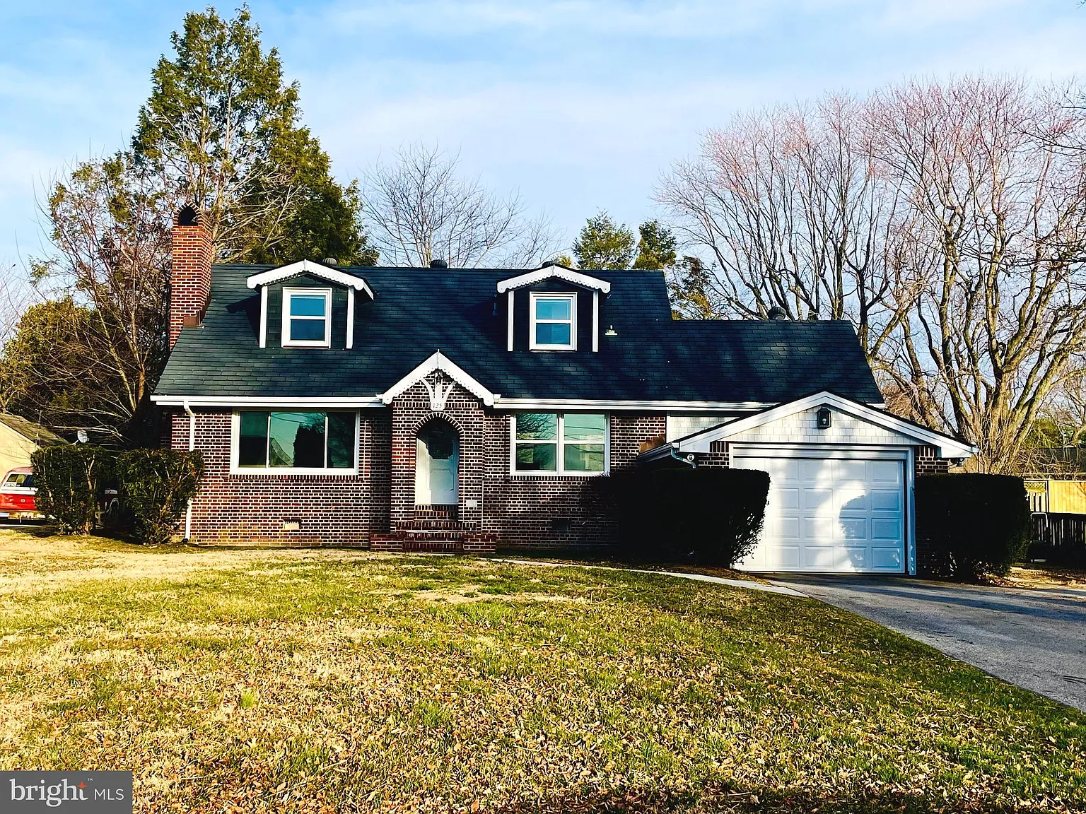 125 Bay Dr photo 1