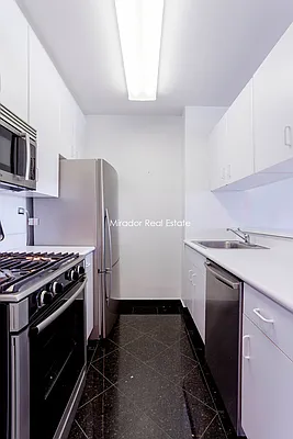 Rented by Mirador Real Estate | media 17