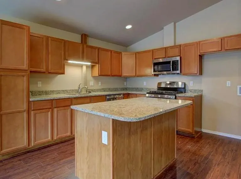 8936 Mast Cir — Photo 15