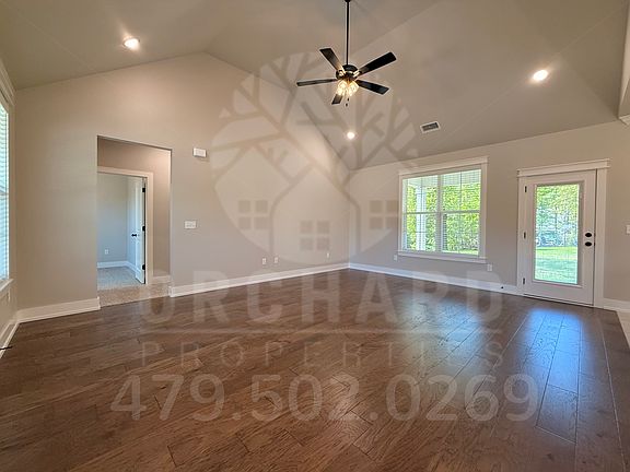 5th image of 83 Argyll Dr