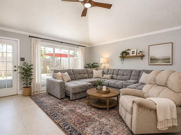 4th image of 2524 Hadley Cir