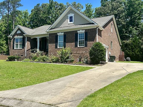 2nd image of 412 Longhorn Dr