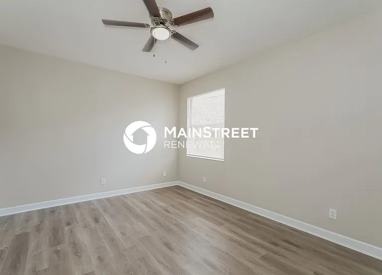610 Wave Crest Cir — Photo 5