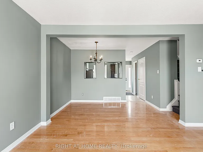 4338 Meadowvale Ln — Photo 4