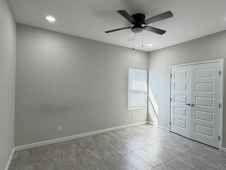1108 Sugar Garden Ave #1 — Photo 7