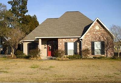 1st image of 15094 Woodstone Dr