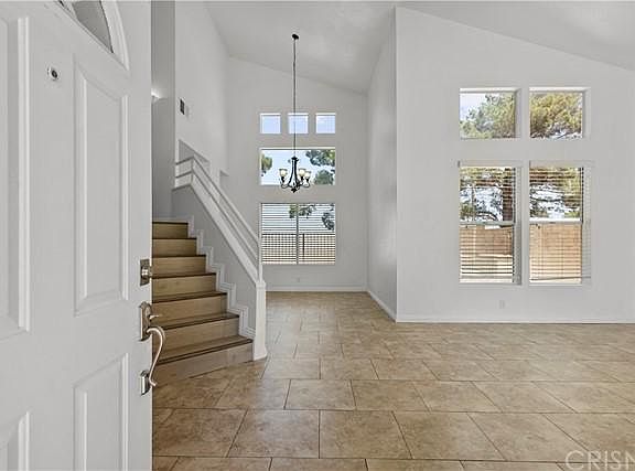 4th image of 2551 Cloverdale Ct