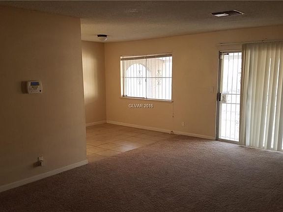 3rd image of 4766 Mahogany Dr