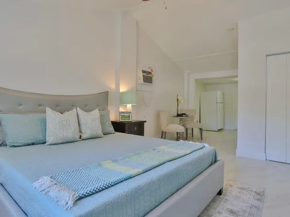 735 NE 37th St, Fort Lauderdale, FL