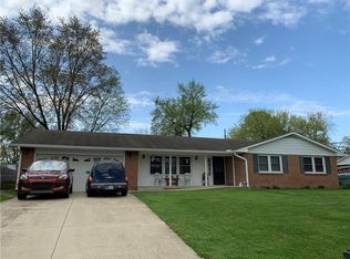5205 Yellowwood Dr, Columbus, IN 47203