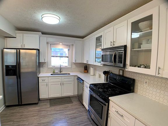 5th image of 2948 Lavista Way