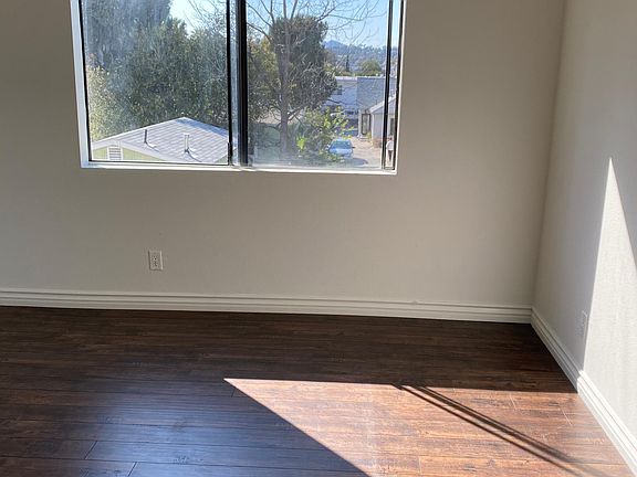 2nd image of 1357 Armadale Ave APT 102