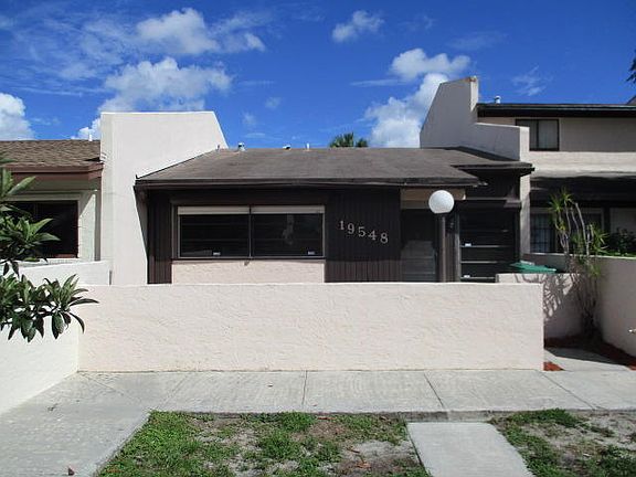 5th image of 19548 NW 55 Circle Pl