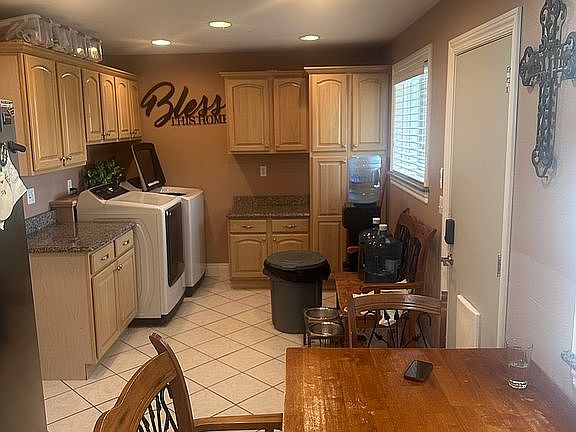 Kitchen dinning and Laundry 