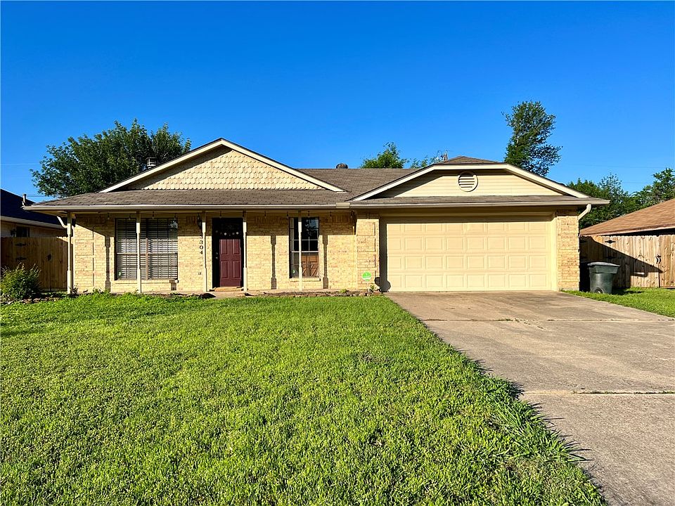 1st image of 3304 Bahia Dr