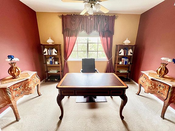 3rd image of 10303 Myrtlewood Circle W