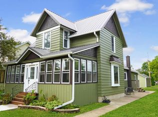 1407 McLean Ave, Tomah, WI 54660