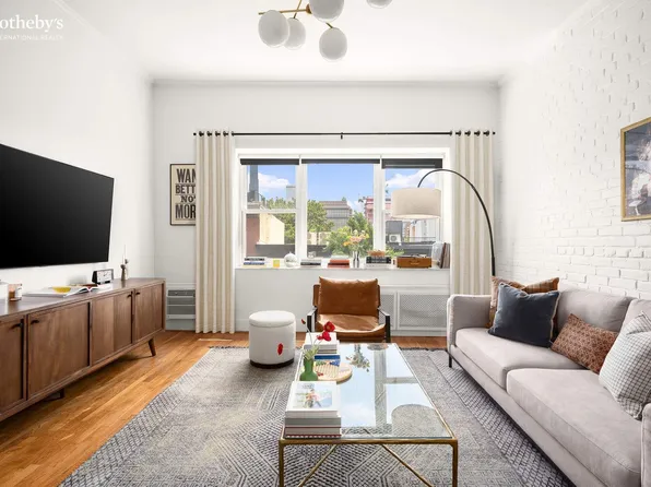 282 Henry Street image 1 of 15